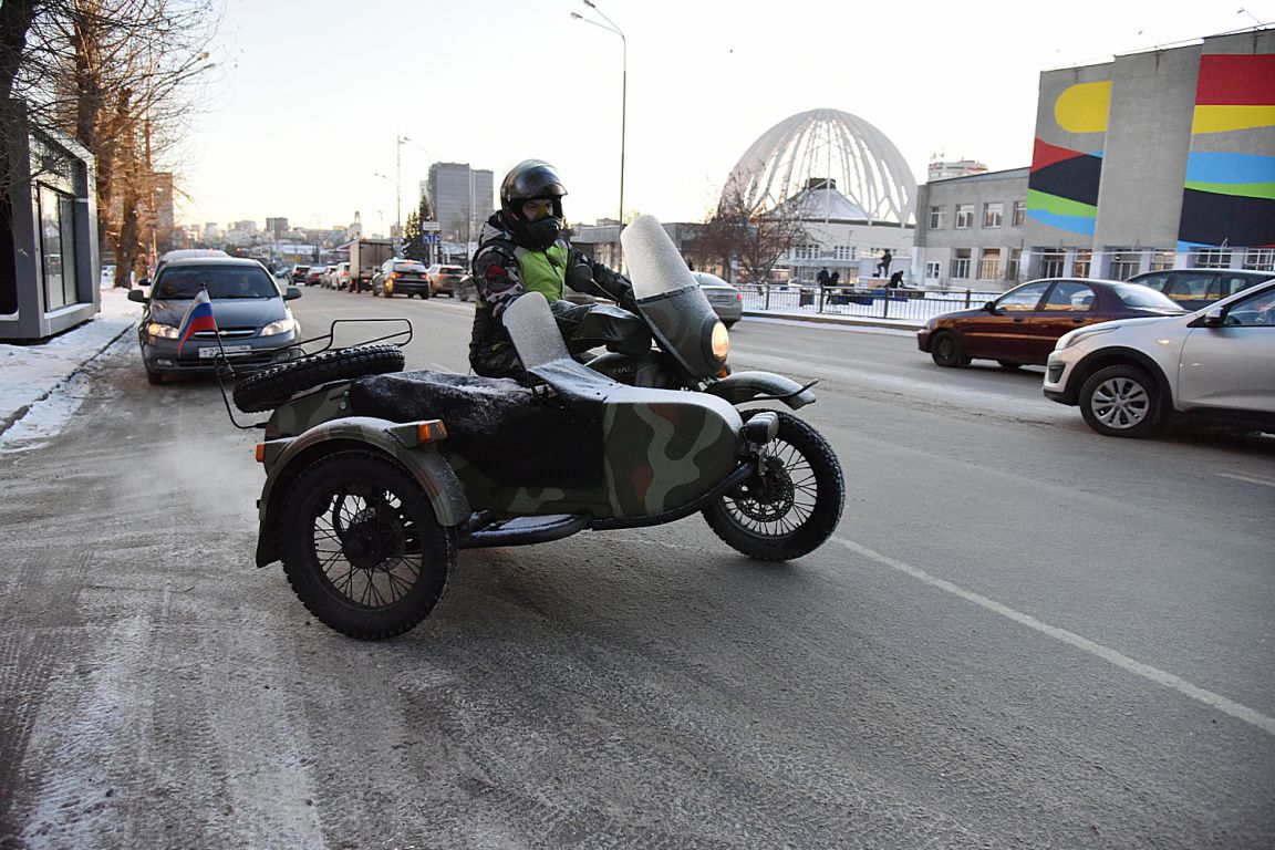 Из Москвы в Ирбит: байкеры отправились поздравить Ирбитский мотозавод с  юбилеем - «Уральский рабочий»